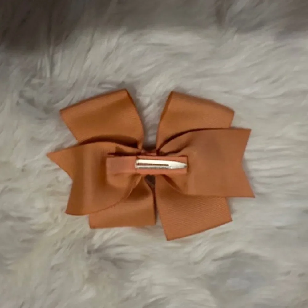 Bundle (3) of 4